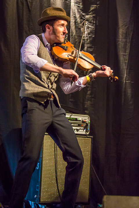 Gordie McKeeman & His Rhythm Boys (Can) @ Duvelblues, picture 2, photographed by Marc Verdonck - FrontView Magazine