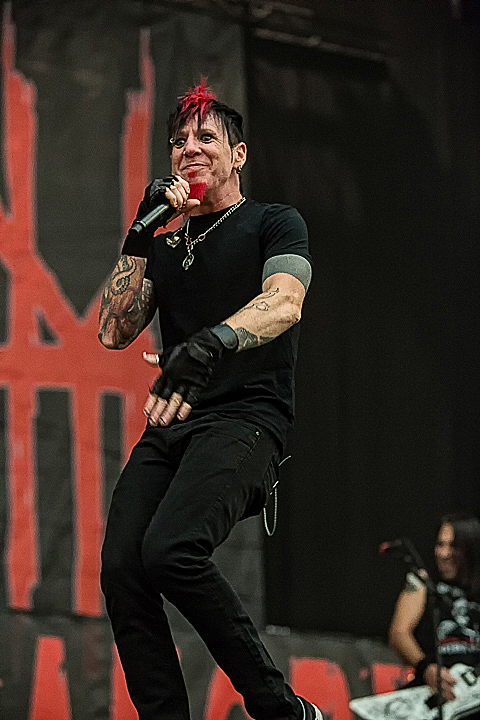 Hellyeah @ Rock Im Revier 2015, foto 7, foto's door Edwin Houdevelt - FrontView Magazine