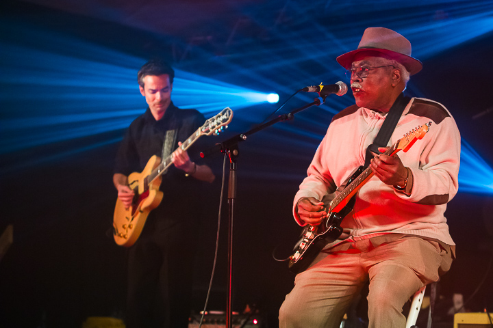 Jimmy Burns & Luca Giordano Band feat. Quique Gomez @ Duvelblues, picture 7, photographed by Marc Verdonck - FrontView Magazine