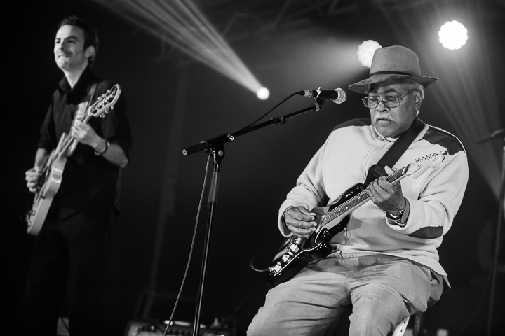 Jimmy Burns & Luca Giordano Band feat. Quique Gomez @ Duvelblues, picture 8, photographed by Marc Verdonck - FrontView Magazine
