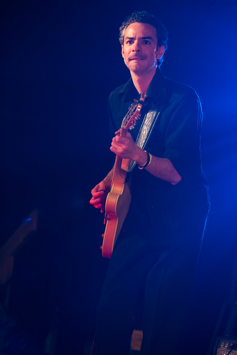 Jimmy Burns & Luca Giordano Band feat. Quique Gomez @ Duvelblues, picture 11, photographed by Marc Verdonck - FrontView Magazine