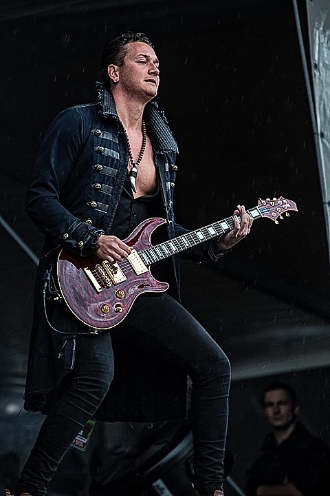 Kissin’ Dynamite @ Rock Im Revier 2015, foto 6, foto's door Edwin Houdevelt - FrontView Magazine