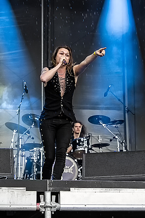 Kissin’ Dynamite @ Rock Im Revier 2015, foto 11, foto's door Edwin Houdevelt - FrontView Magazine