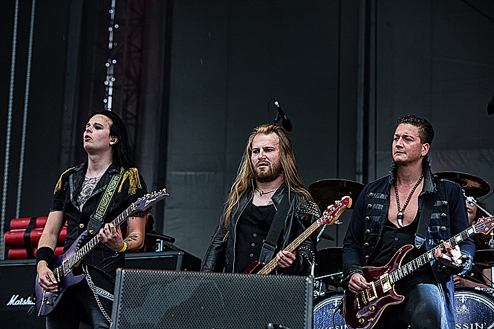 Kissin’ Dynamite @ Rock Im Revier 2015, foto 25, foto's door Edwin Houdevelt - FrontView Magazine