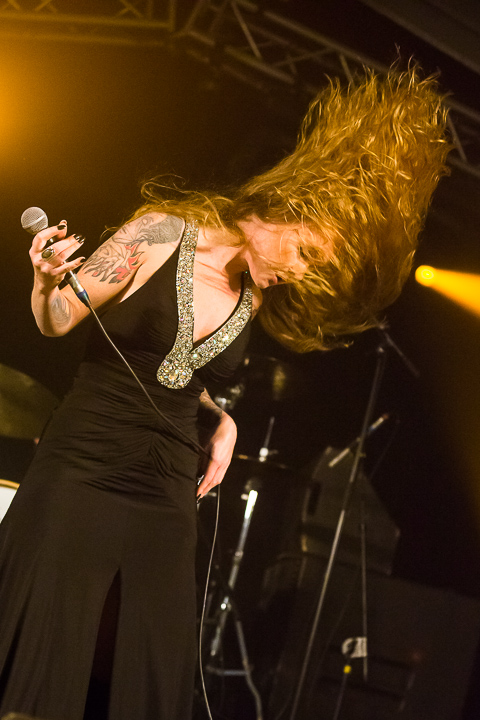 Layla Zoe @ Duvelblues, picture 12, photographed by Marc Verdonck - FrontView Magazine