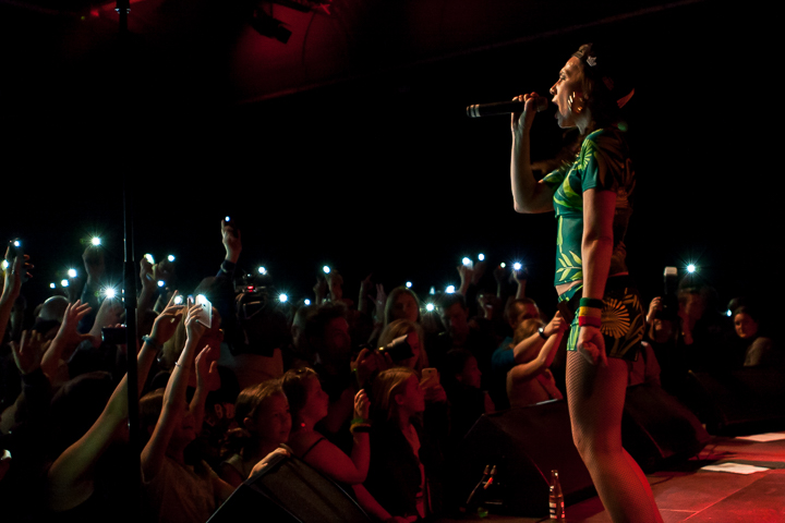 Release Party Slongs Dievanongs @ De Studio, picture 21, photographed by Alex Wyckmans - FrontView Magazine