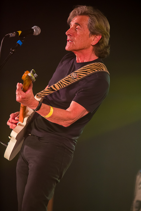 Rick Vito & Lucky Devils (USA) @ Duvelblues, picture 19, photographed by Marc Verdonck - FrontView Magazine