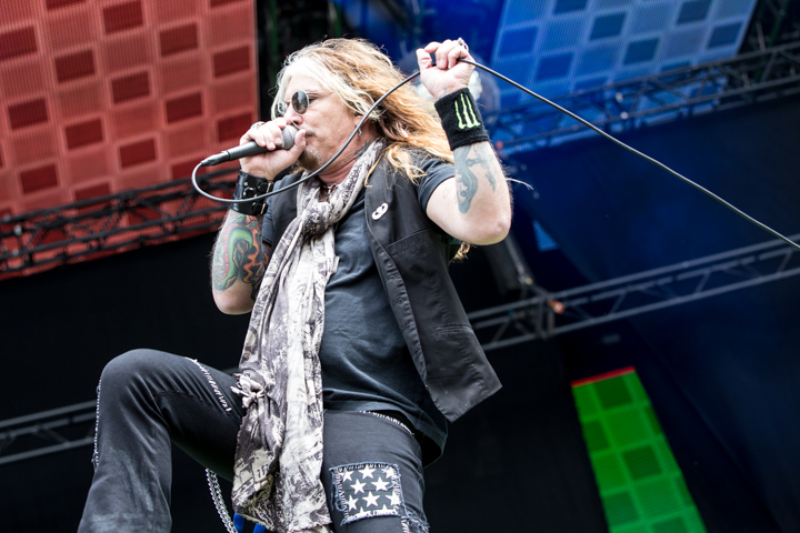 The Dead Daisies @ Rockavaria, foto 6, foto's door Dorien Goetschalckx - FrontView Magazine