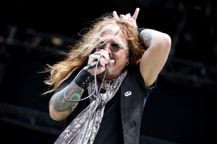 The Dead Daisies @ Rockavaria, foto 8, foto's door Dorien Goetschalckx - FrontView Magazine