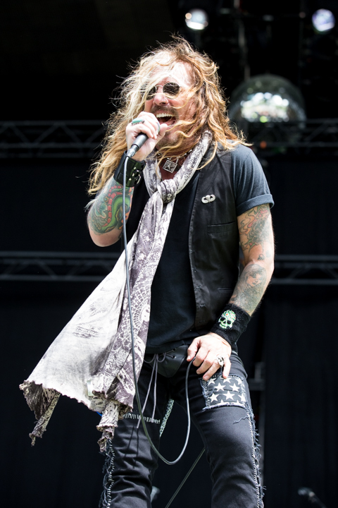 The Dead Daisies @ Rockavaria, foto 11, foto's door Dorien Goetschalckx - FrontView Magazine
