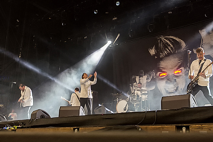 The Hives @ Rock Im Revier 2015, foto 2, foto's door Edwin Houdevelt - FrontView Magazine
