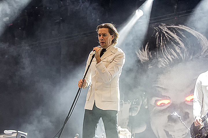 The Hives @ Rock Im Revier 2015, foto 9, foto's door Edwin Houdevelt - FrontView Magazine