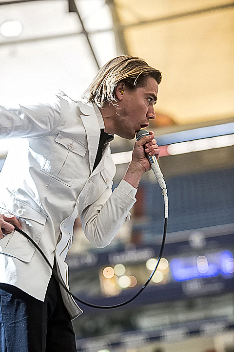 The Hives @ Rock Im Revier 2015, foto 11, foto's door Edwin Houdevelt - FrontView Magazine