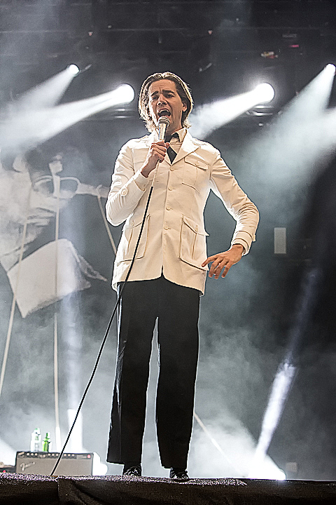 The Hives @ Rock Im Revier 2015, foto 22, foto's door Edwin Houdevelt - FrontView Magazine