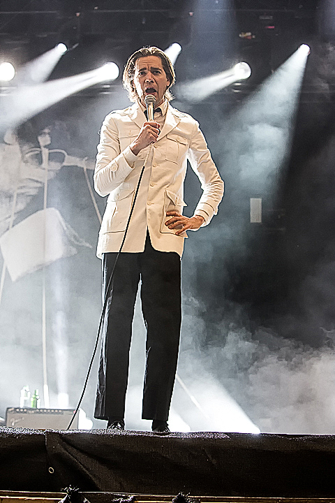 The Hives @ Rock Im Revier 2015, foto 24, foto's door Edwin Houdevelt - FrontView Magazine