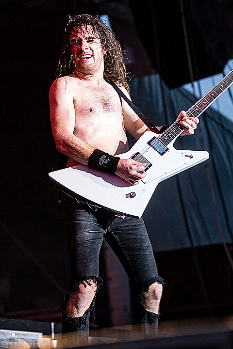 Airbourne @ Rock Im Revier 2015, foto 38, foto's door Edwin Houdevelt - FrontView Magazine