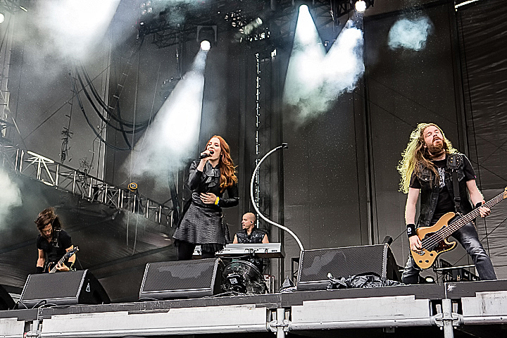 Epica @ Rock Im Revier 2015, foto 10, foto's door Edwin Houdevelt - FrontView Magazine