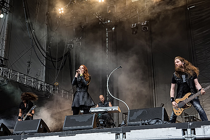 Epica @ Rock Im Revier 2015, foto 14, foto's door Edwin Houdevelt - FrontView Magazine
