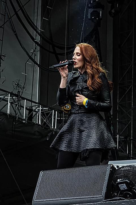 Epica @ Rock Im Revier 2015, foto 16, foto's door Edwin Houdevelt - FrontView Magazine