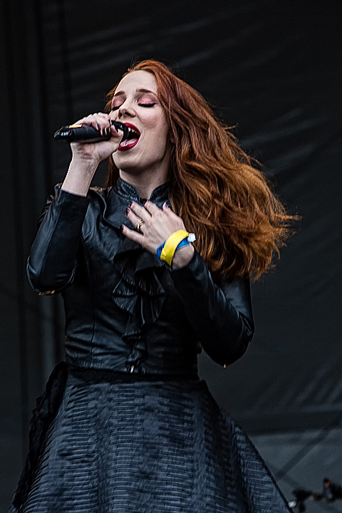Epica @ Rock Im Revier 2015, foto 19, foto's door Edwin Houdevelt - FrontView Magazine