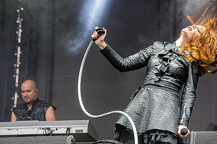 Epica @ Rock Im Revier 2015, foto 34, foto's door Edwin Houdevelt - FrontView Magazine