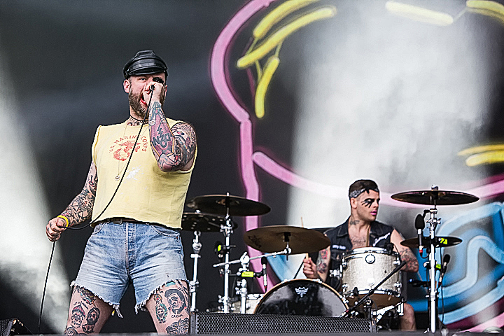 Turbonegro @ Rock Im Revier 2015, foto 2, foto's door Edwin Houdevelt - FrontView Magazine
