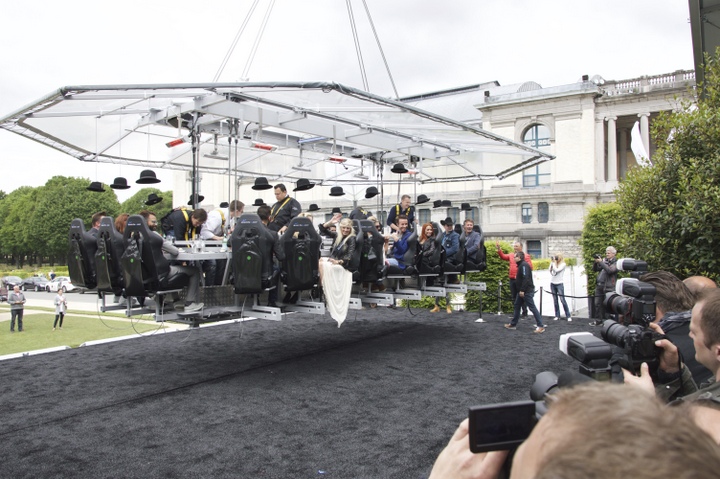 BV Dinner in The Sky @ Brussel, picture 80, photographed by Bart Baevegems - FrontView Magazine