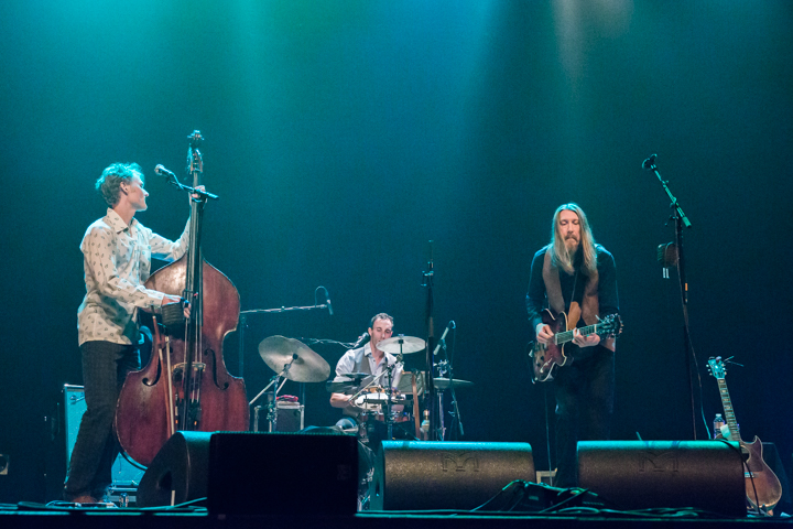 The Wood Brothers @ De Roma Borgerhout, picture 18, photographed by Guy Danneels - FrontView Magazine