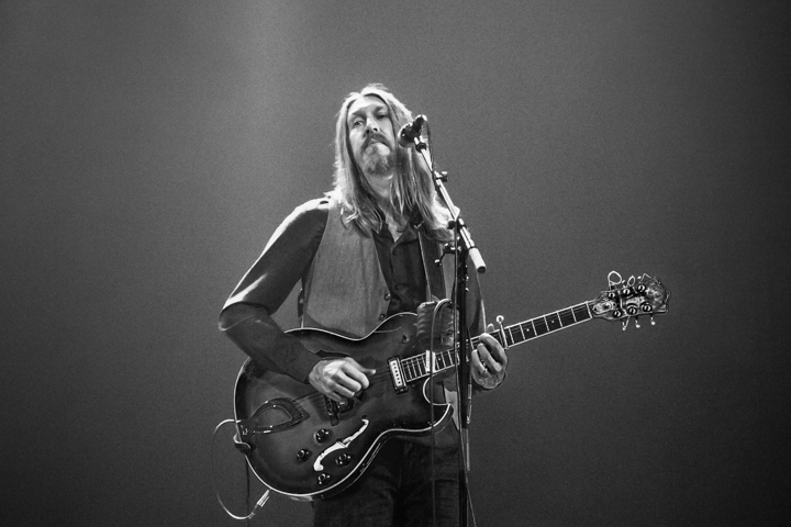 The Wood Brothers @ De Roma Borgerhout, picture 28, photographed by Guy Danneels - FrontView Magazine