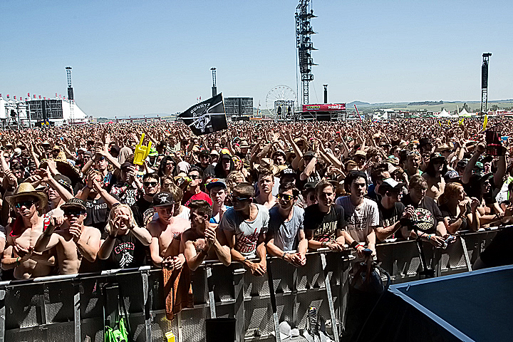 Donots @ Rock Am Ring 2015, foto 5, foto's door Edwin Houdevelt - FrontView Magazine