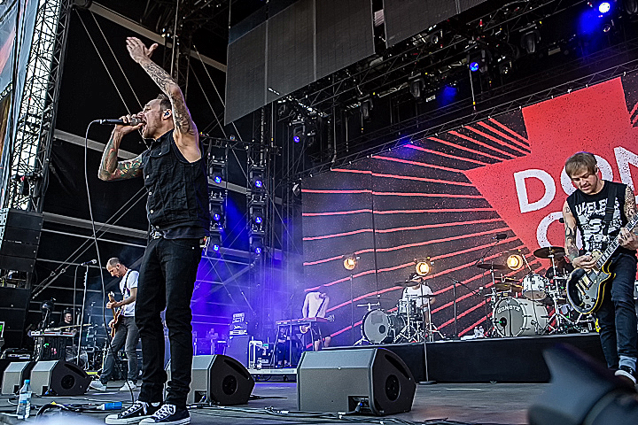 Donots @ Rock Am Ring 2015, foto 11, foto's door Edwin Houdevelt - FrontView Magazine