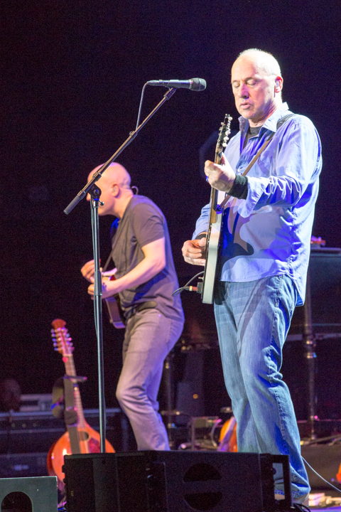 Mark Knopfler @ Sportpaleis, picture 17, photographed by Stef Dierckx - FrontView Magazine