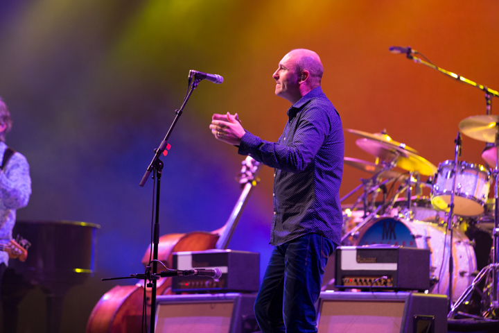 Mark Knopfler @ Sportpaleis, picture 22, photographed by Stef Dierckx - FrontView Magazine