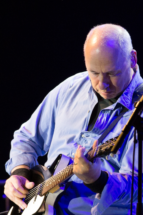 Mark Knopfler @ Sportpaleis, picture 24, photographed by Stef Dierckx - FrontView Magazine