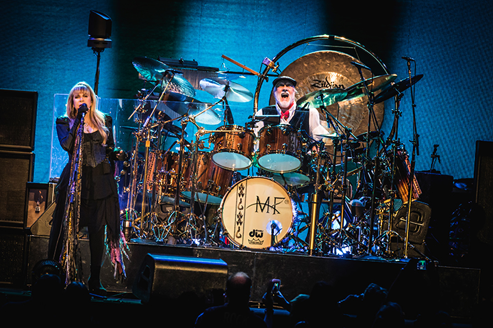 Fleetwood Mac @ Sportpaleis, picture 1, photographed by Elke Briers - FrontView Magazine