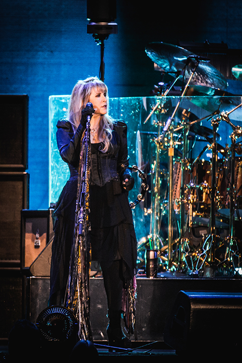 Fleetwood Mac @ Sportpaleis, picture 3, photographed by Elke Briers - FrontView Magazine