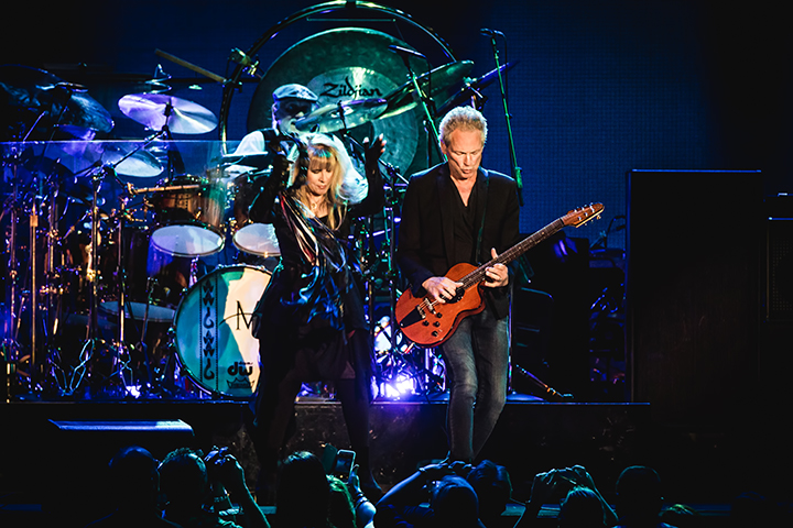 Fleetwood Mac @ Sportpaleis, picture 6, photographed by Elke Briers - FrontView Magazine