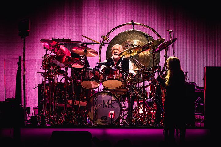 Fleetwood Mac @ Sportpaleis, picture 7, photographed by Elke Briers - FrontView Magazine