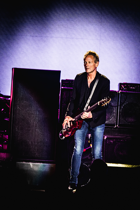 Fleetwood Mac @ Sportpaleis, picture 10, photographed by Elke Briers - FrontView Magazine