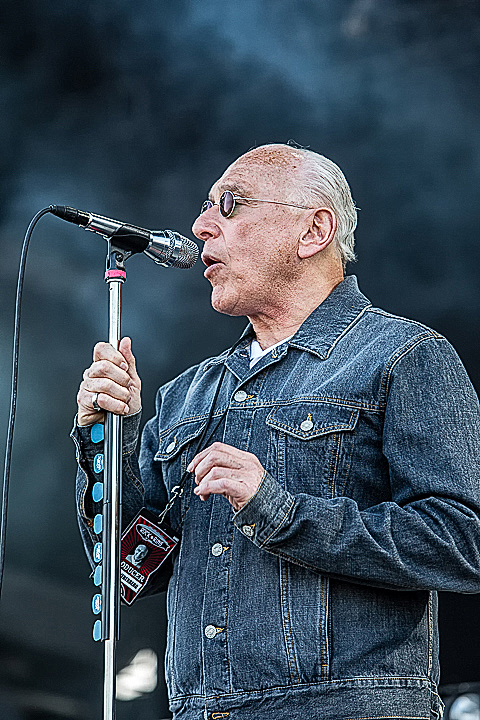 Royal Republic @ Rock Am Ring 2015, foto 2, foto's door Edwin Houdevelt - FrontView Magazine