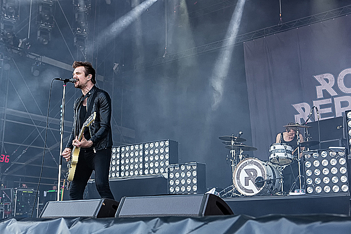 Royal Republic @ Rock Am Ring 2015, foto 10, foto's door Edwin Houdevelt - FrontView Magazine