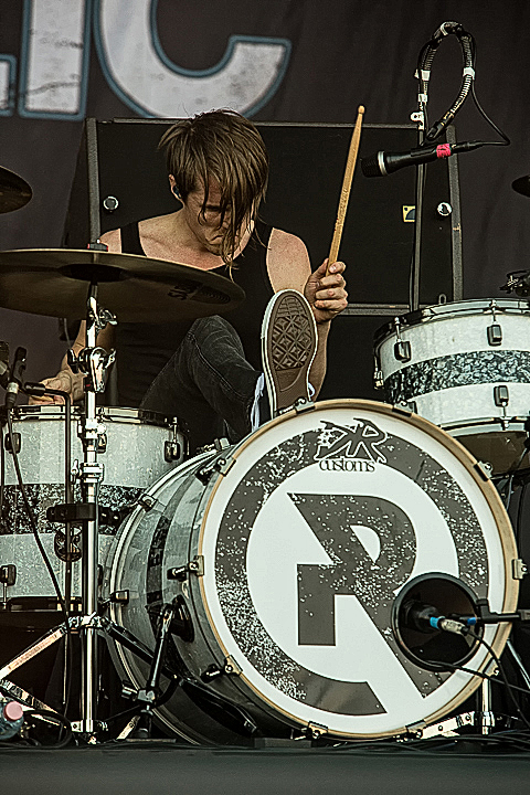 Royal Republic @ Rock Am Ring 2015, foto 34, foto's door Edwin Houdevelt - FrontView Magazine