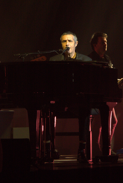 Julien Clerc @ Vorst Nationaal, foto 13, foto's door Bart Baevegems - FrontView Magazine