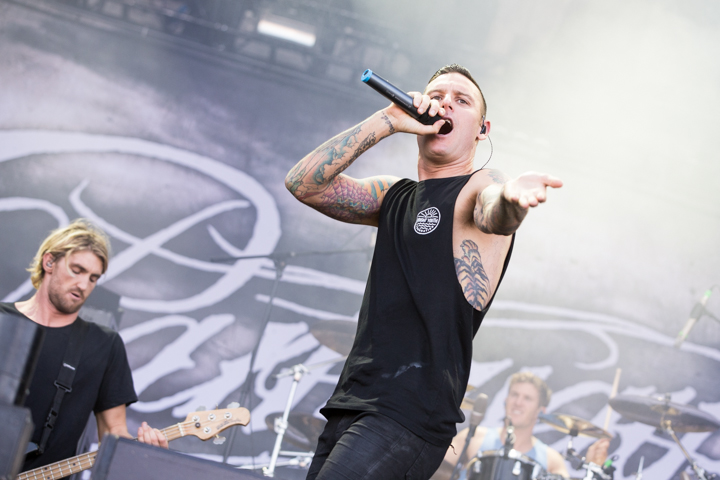 Parkway Drive @ NOVA ROCK 2015, picture 6, photographed by Dorien Goetschalckx - FrontView Magazine