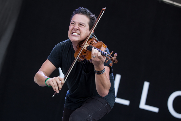 Yellowcard @ NOVA ROCK 2015, foto 14, foto's door Dorien Goetschalckx - FrontView Magazine