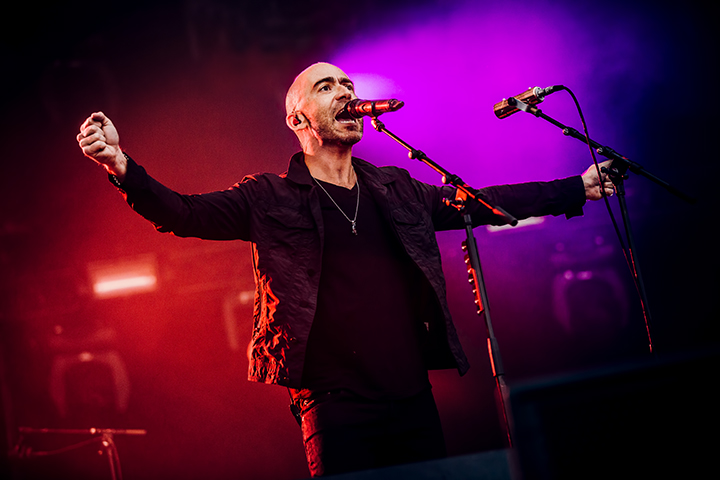Ed Kowalczyk @ Retropop 2015, picture 12, photographed by Elke Briers - FrontView Magazine