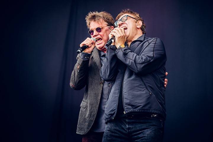 Het Goede Doel @ Retropop 2015, picture 5, photographed by Elke Briers - FrontView Magazine