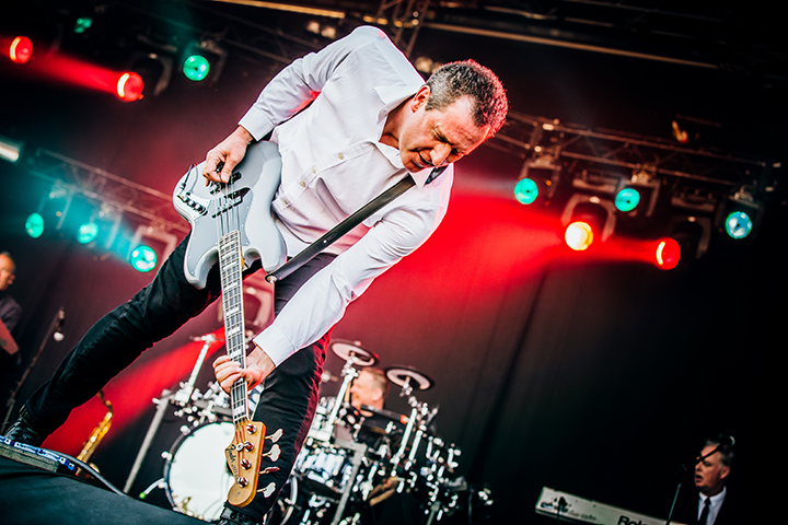 OMD @ Retropop 2015, picture 7, photographed by Elke Briers - FrontView Magazine