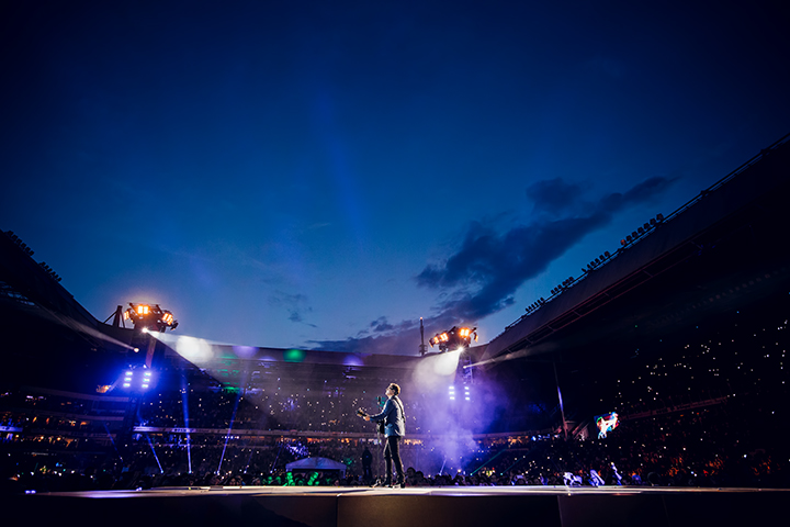 Guus Meeuwis - Groots met een zachte G @ Philips Stadion Eindhoven, foto 26, foto's door Elke Briers - FrontView Magazine