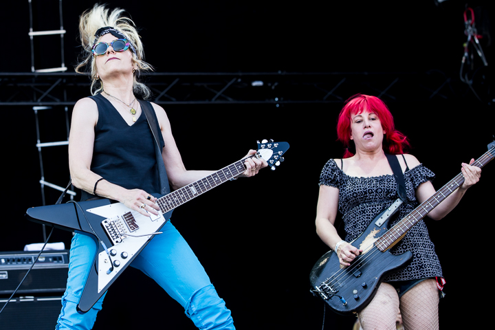 L7 @ NOVA ROCK 2015, foto 1, foto's door Dorien Goetschalckx - FrontView Magazine